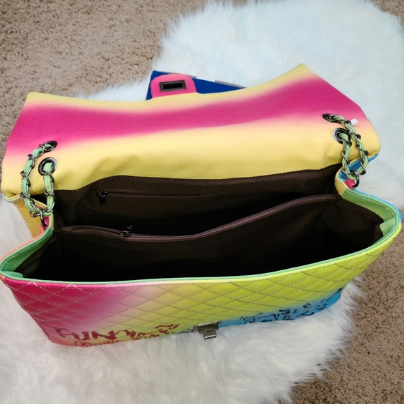 COPY - Designer inspired overnight bag - Picture 5 of 8